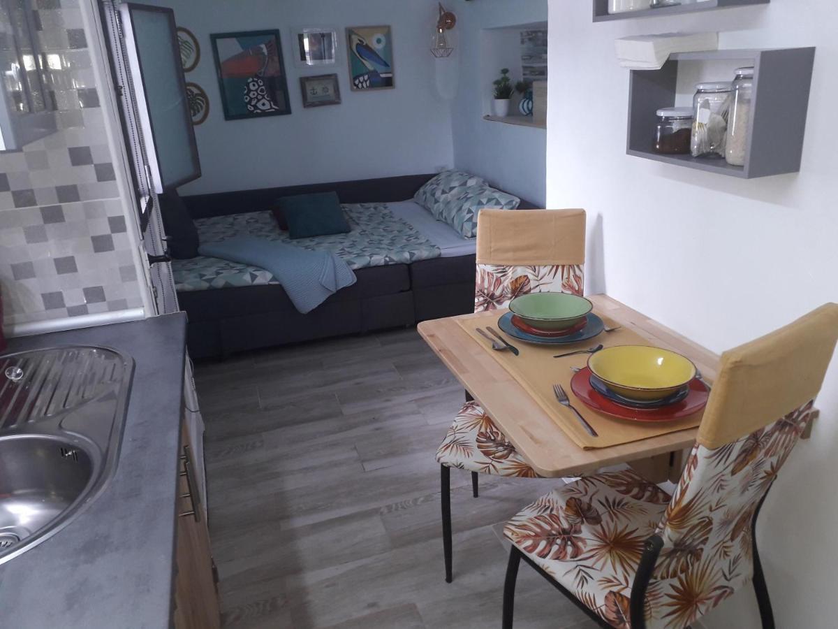 Apartamento Trini La Jaca Esterno foto