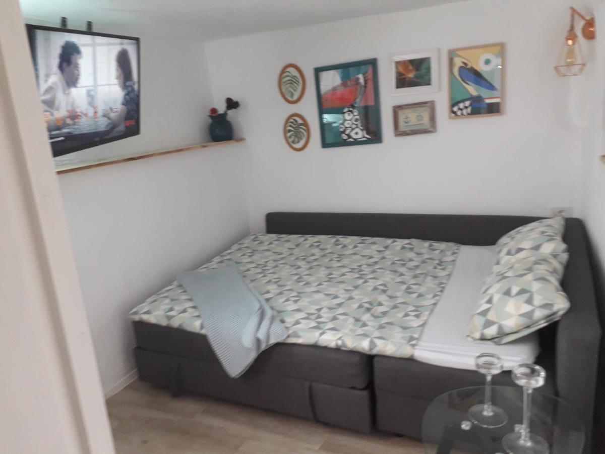 Apartamento Trini La Jaca Esterno foto